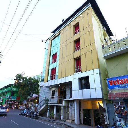 Oyo 9343 Jp Residency Hotell Pondicherry Exteriör bild