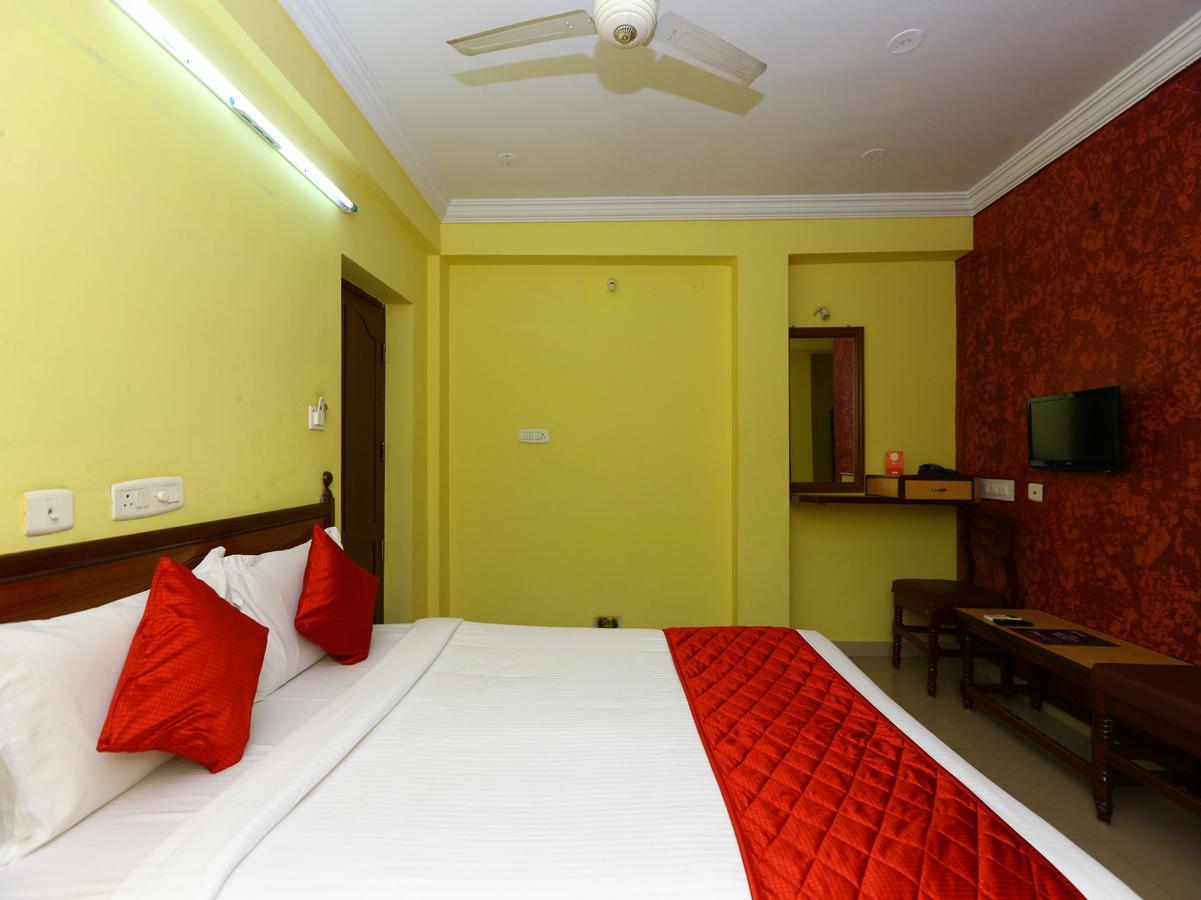 Oyo 9343 Jp Residency Hotell Pondicherry Exteriör bild