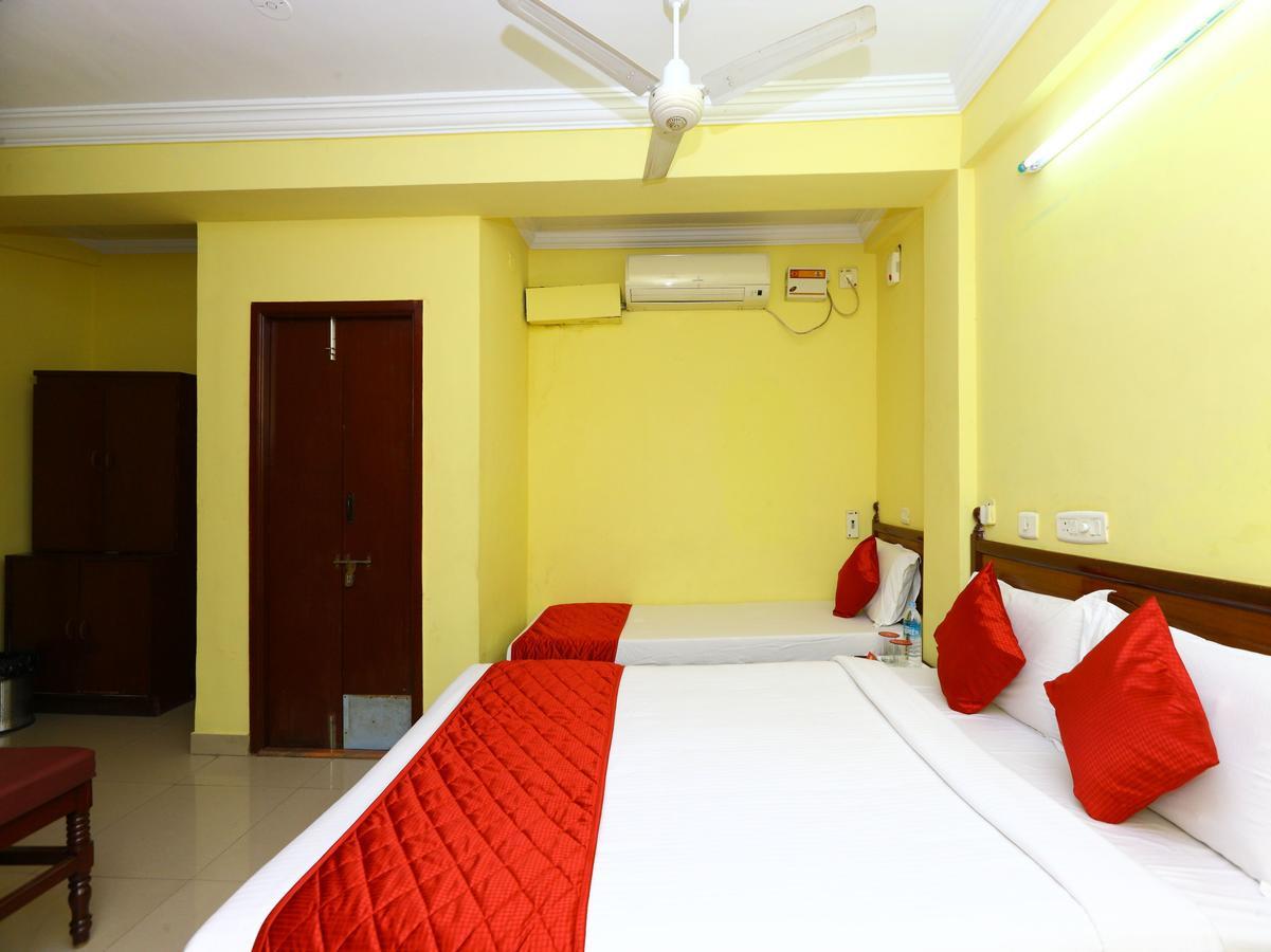 Oyo 9343 Jp Residency Hotell Pondicherry Exteriör bild