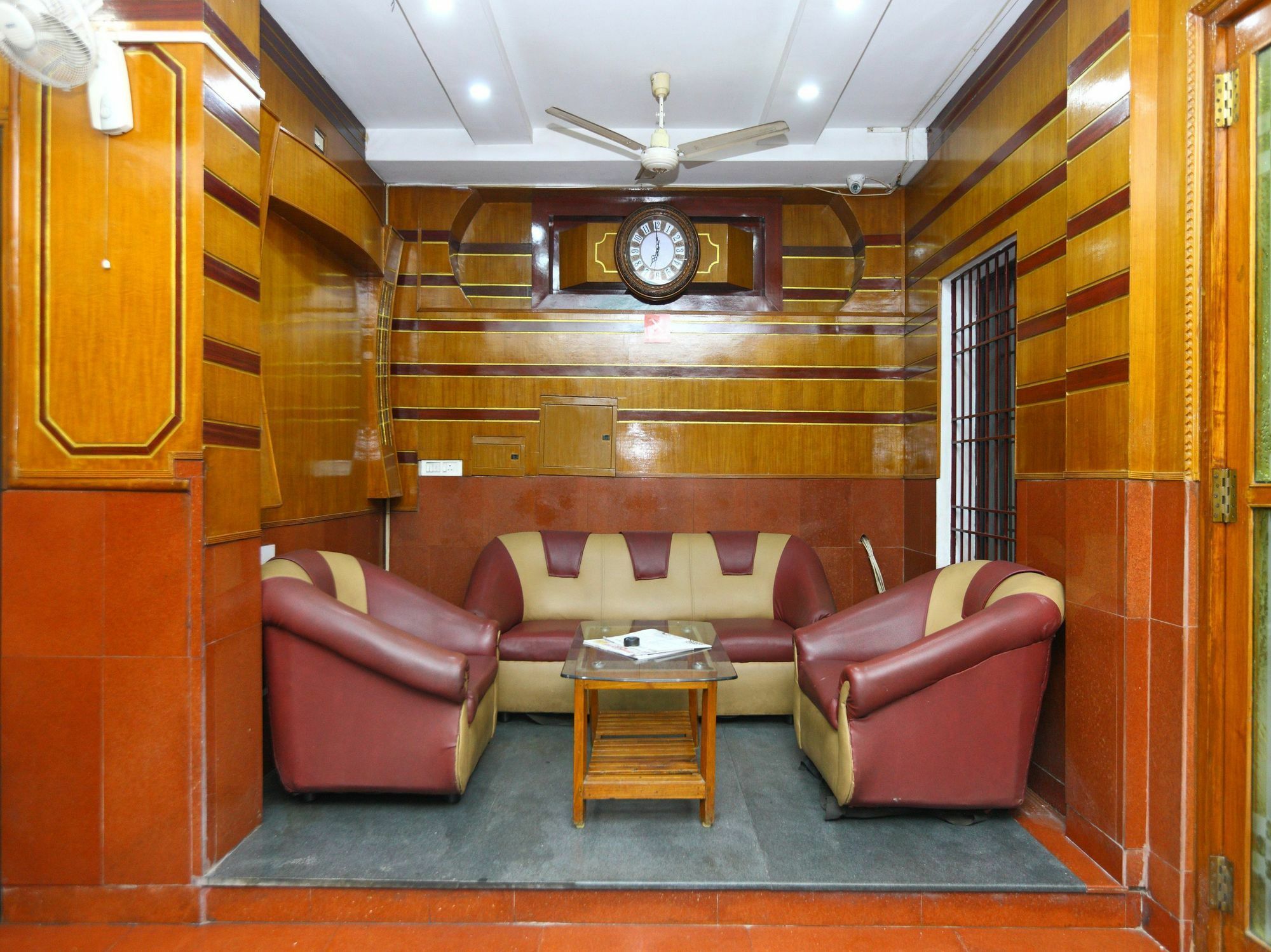 Oyo 9343 Jp Residency Hotell Pondicherry Exteriör bild
